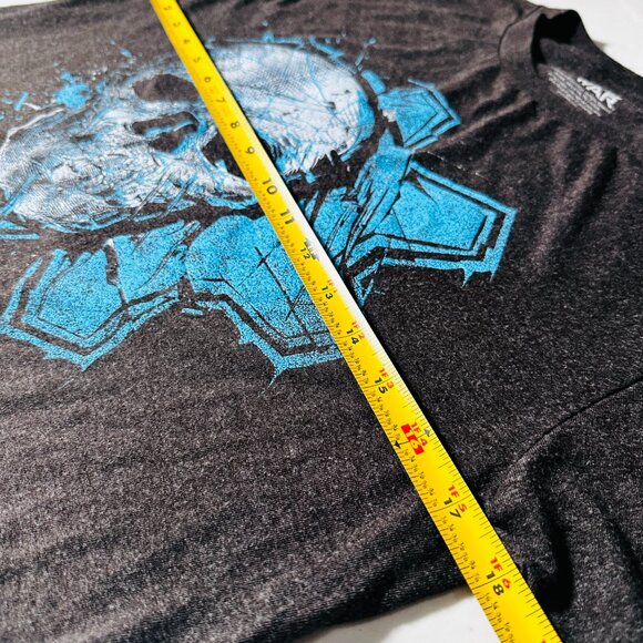 Gears of War Gray T-Shirt - Front Graphic Skull Gear - Size Small - Microsoft - Picture 6 of 7